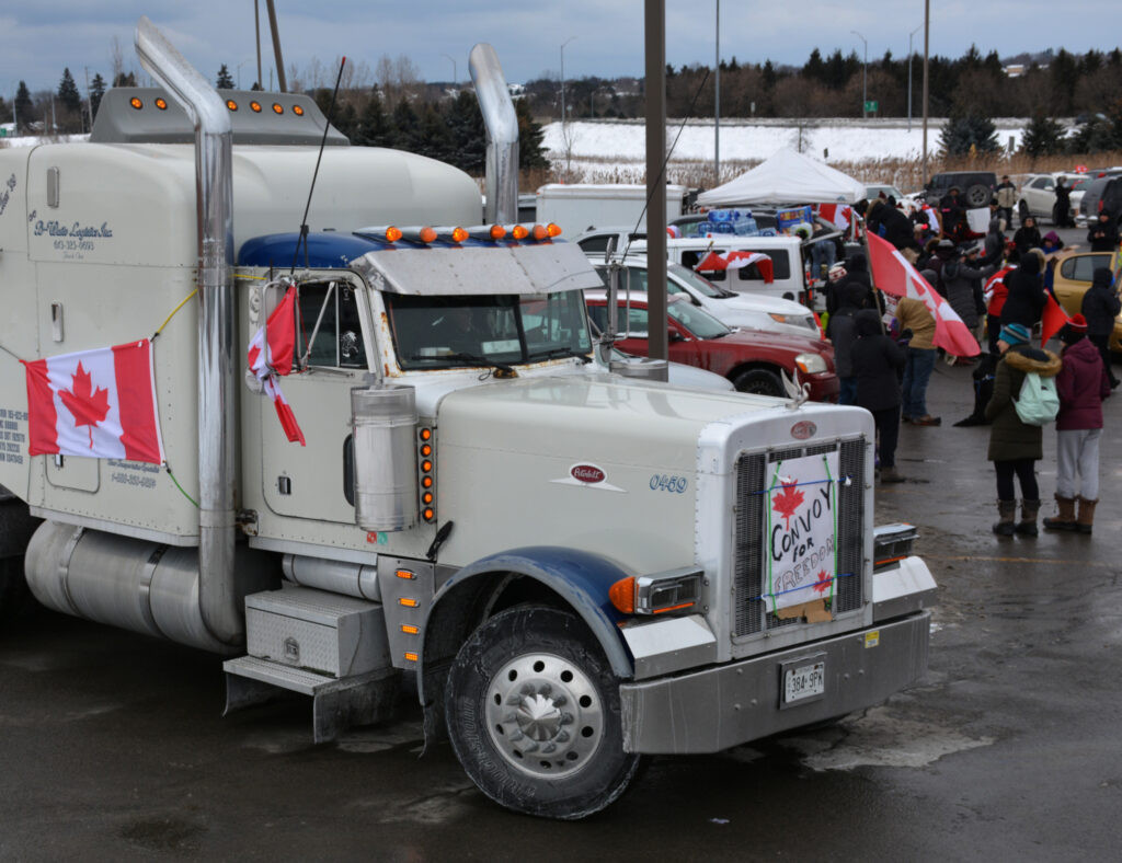 Thousands greet 'Freedom Convoy' in GTA, protest against vaccination mandates heads to Ottawa