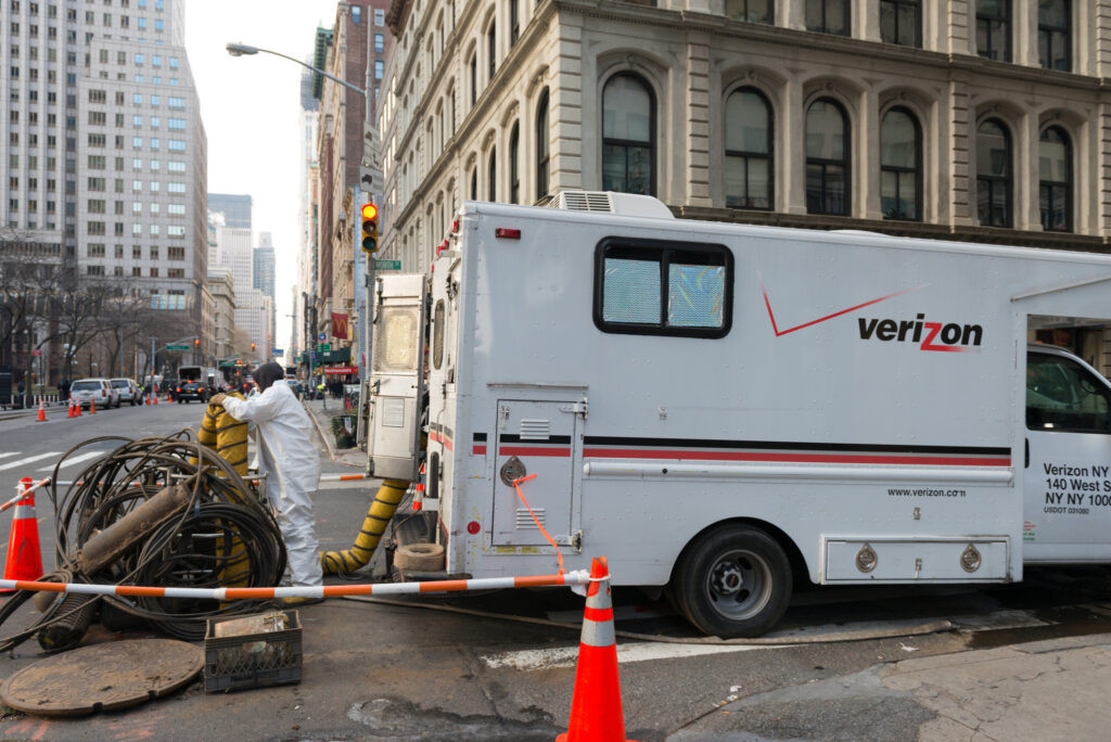 Municipal, telecom, and delivery fleets explore sustainable trucking