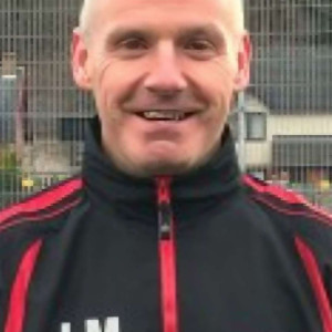 Lee Murray.